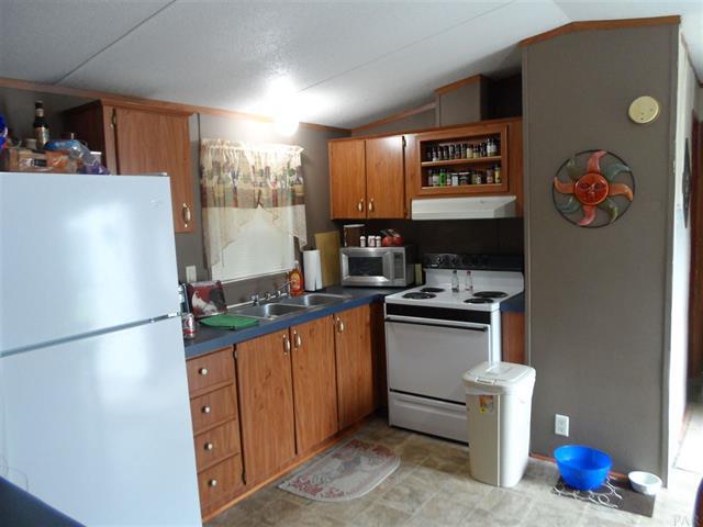 7930 Stallworth Ln, Pensacola, FL 32526