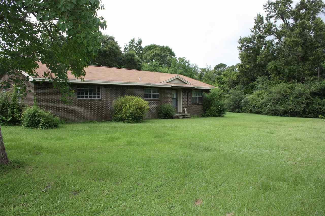 5095 BANKHEAD DR, Pensacola, FL 32526