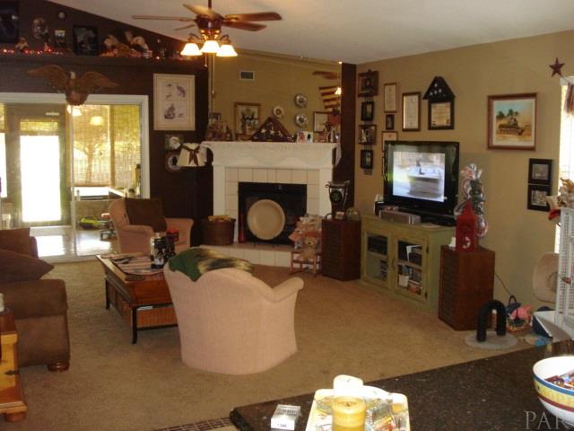 2348 CADDY SHACK LN, Pensacola, FL 32526