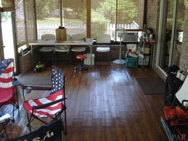 2348 CADDY SHACK LN, Pensacola, FL 32526