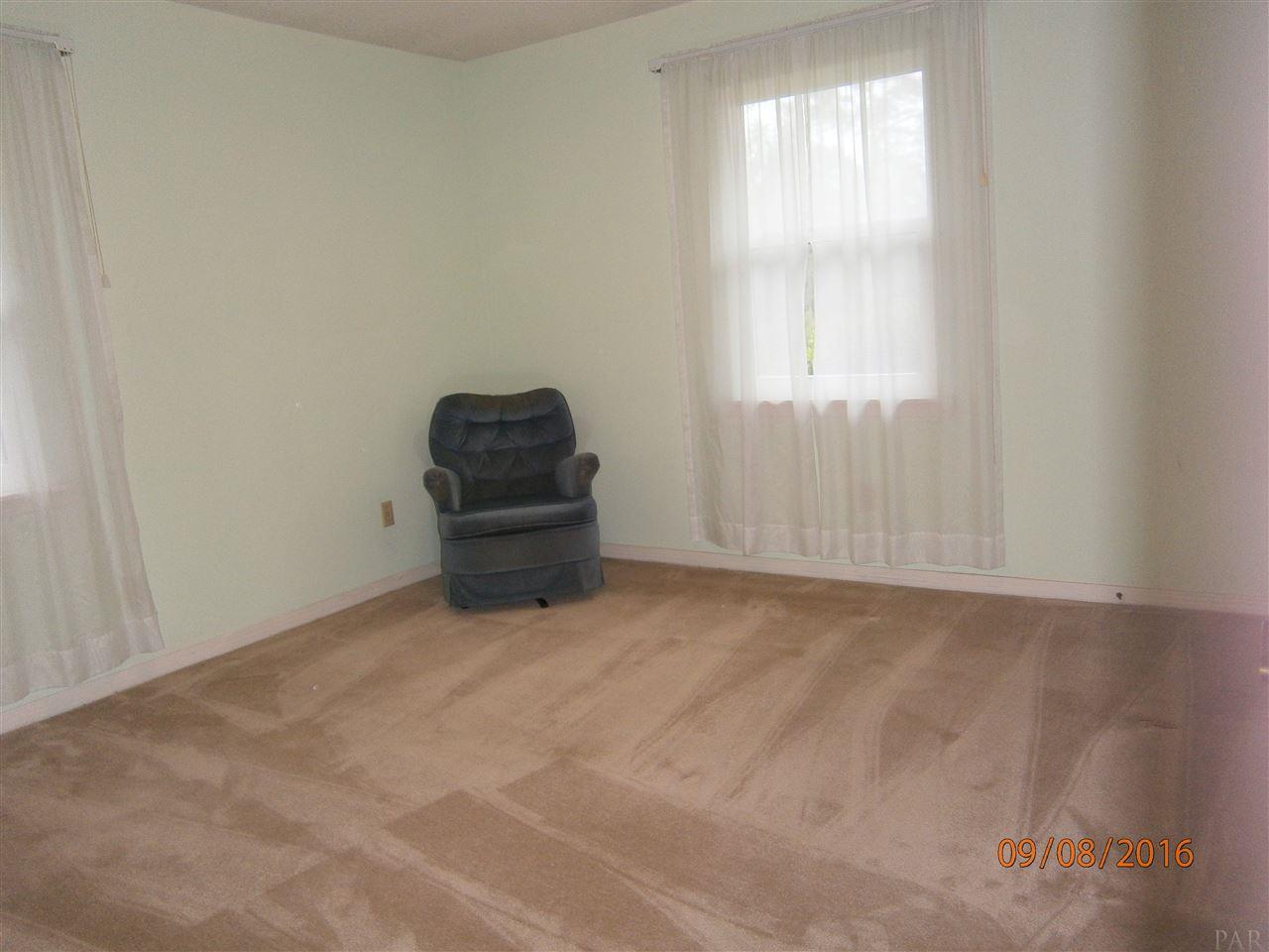 7191 Belgium Cir, Pensacola, FL 32526