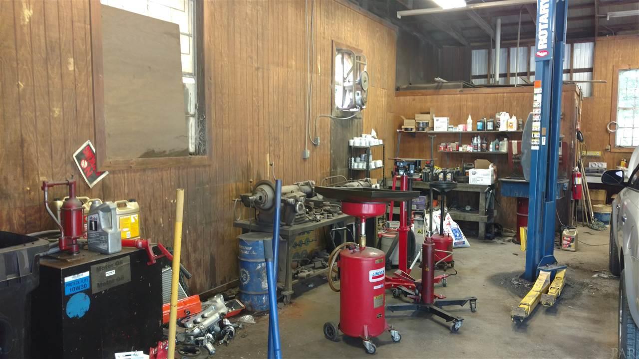 4930 CERNY RD, Pensacola, FL 32526