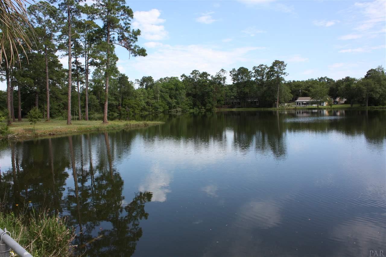 2625 FRANCISCAN DR, Pensacola, FL 32526