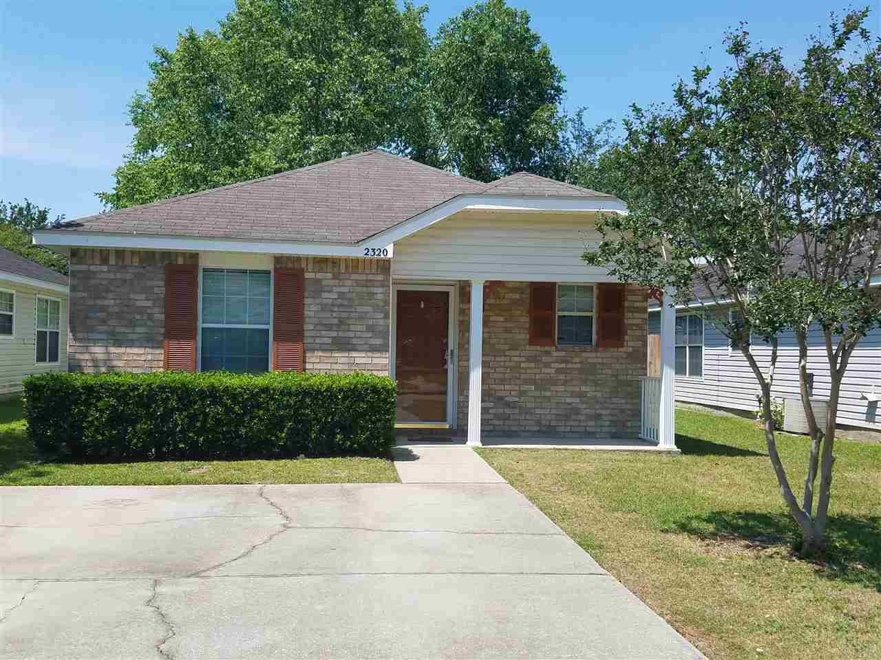 2320 TRAILWOOD DR, Cantonment, FL 32533