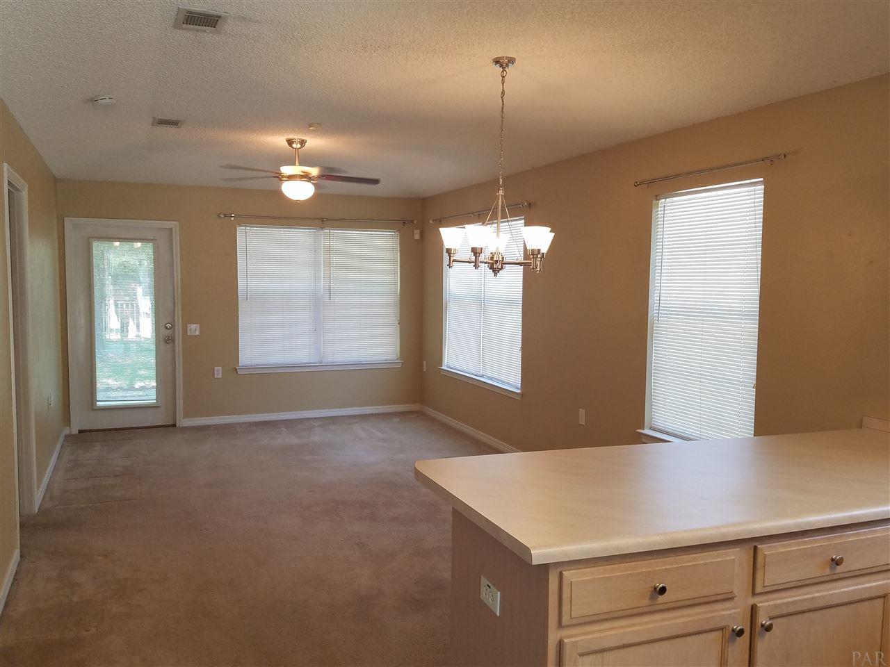 2320 TRAILWOOD DR, Cantonment, FL 32533
