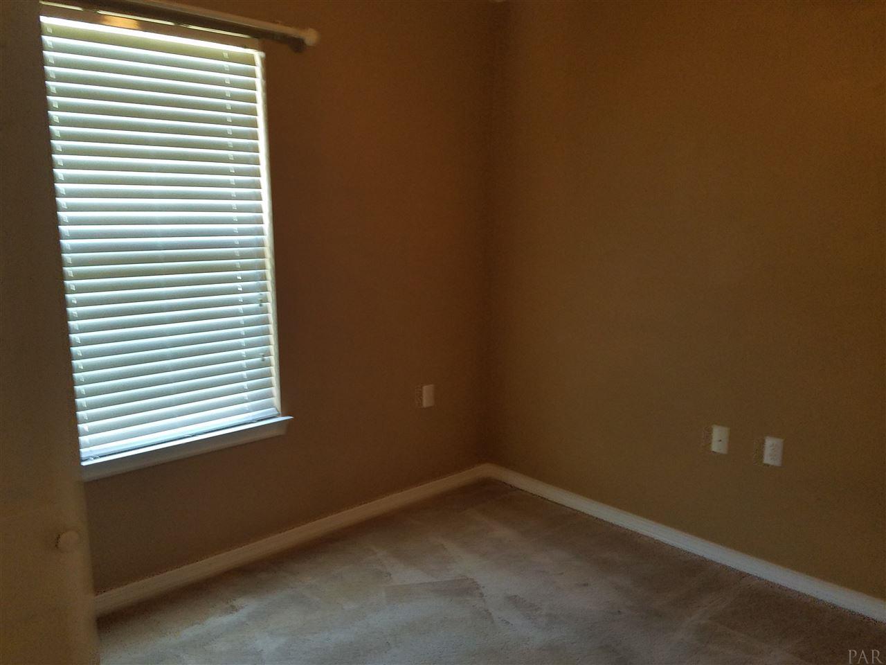 2320 TRAILWOOD DR, Cantonment, FL 32533