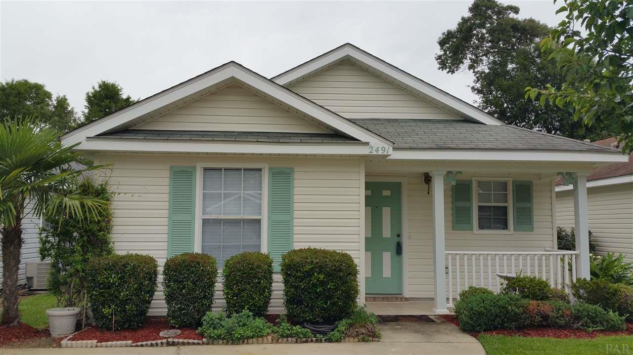2491 Trailwood Dr, Cantonment, FL 32533