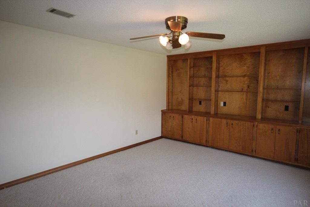 2650 SHERRILANE DR, Cantonment, FL 32533
