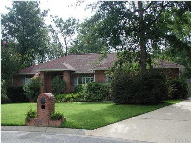 535 DERRY DR, Cantonment, FL 32533