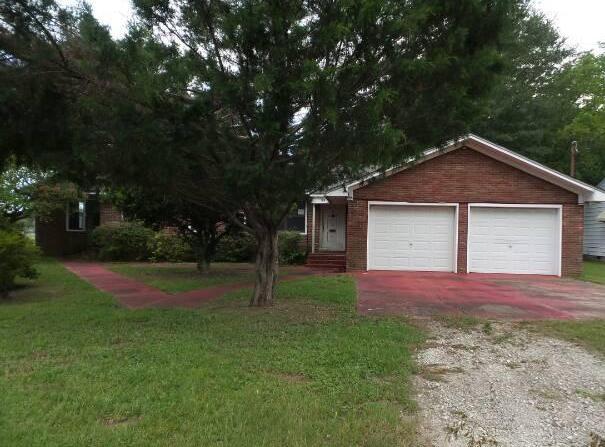 104 Mintz Ln, Cantonment, FL 32533