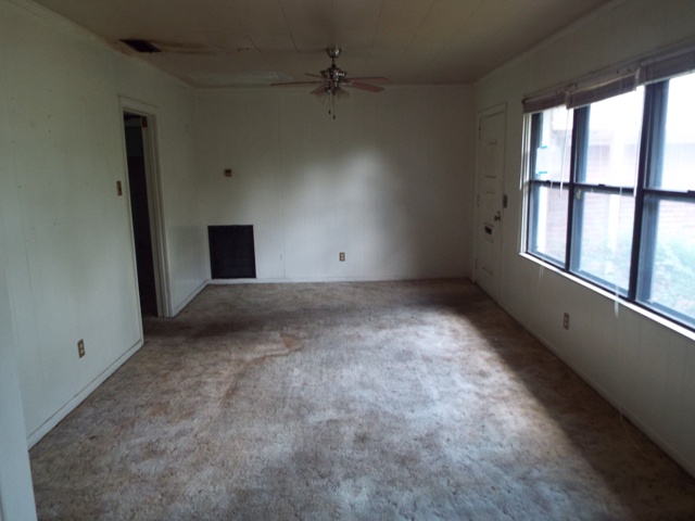 104 Mintz Ln, Cantonment, FL 32533