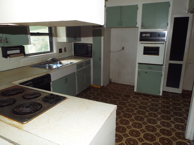 104 Mintz Ln, Cantonment, FL 32533