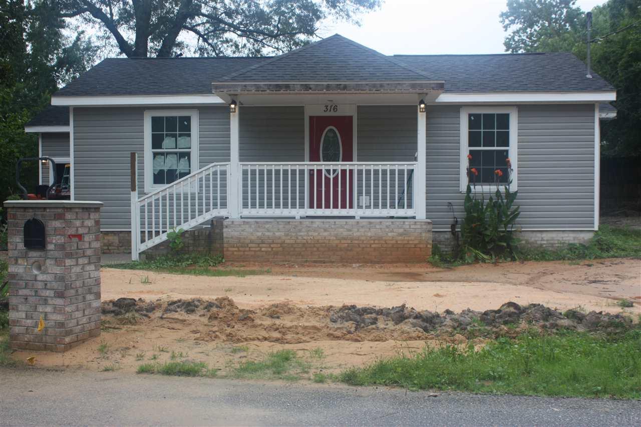 316 HOMELAND AVE, Cantonment, FL 32533