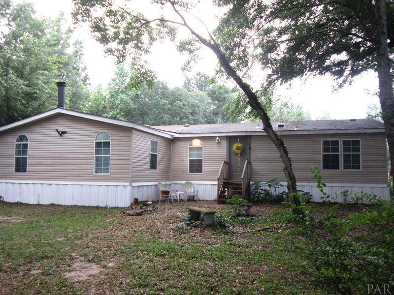 1741 BATSON LN, Cantonment, FL 32533