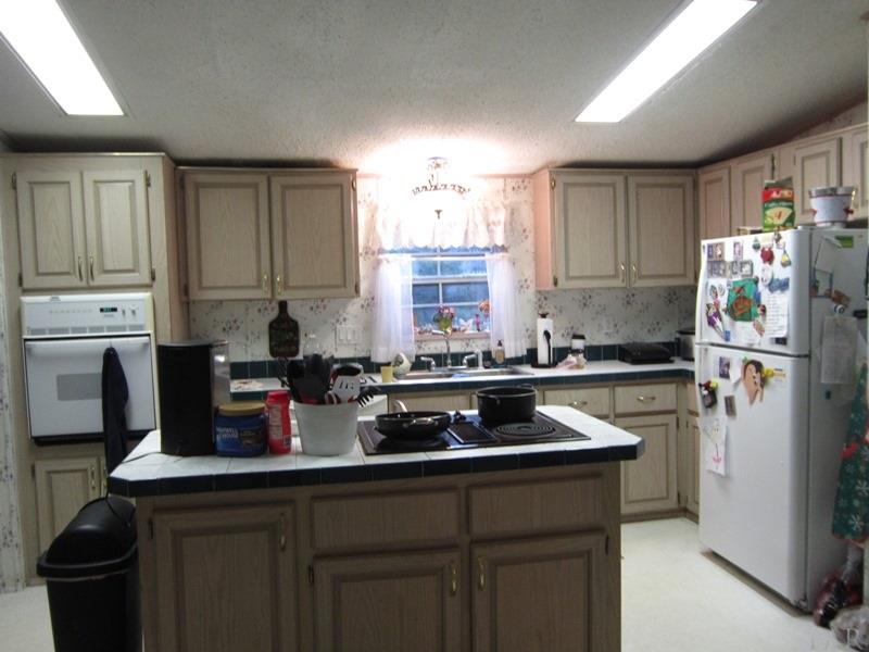 1741 BATSON LN, Cantonment, FL 32533
