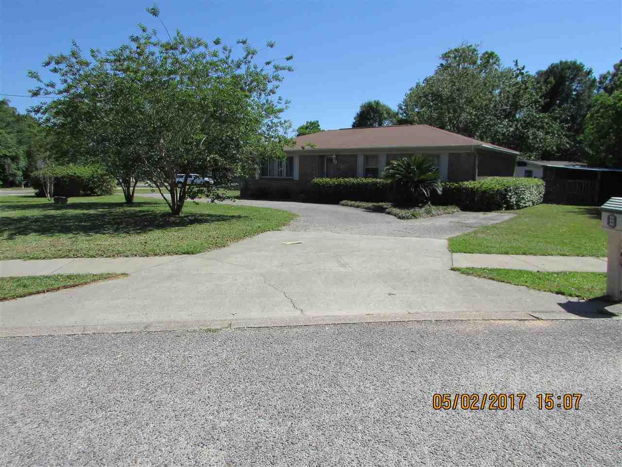 301 SAINT CHRISTOPHER ST, Pensacola, FL 32534