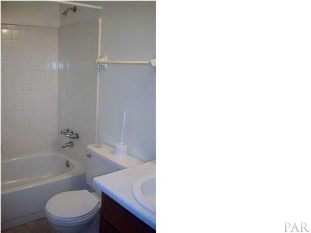 10011 HOLSBERRY RD, Pensacola, FL 32534