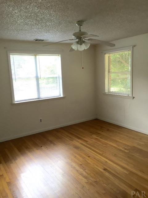 7855 N PALAFOX, Pensacola, FL 32534