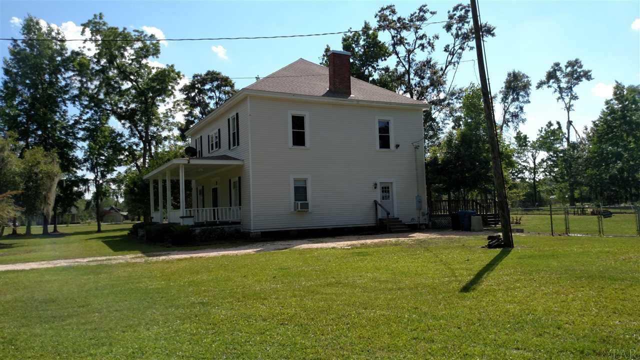 7651 JEFFERSON AVE, Century, FL 32535