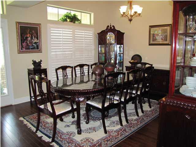 201 PINQUE COAT, Crestview, FL 32536