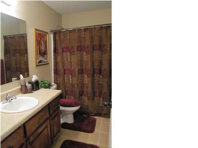 201 PINQUE COAT, Crestview, FL 32536