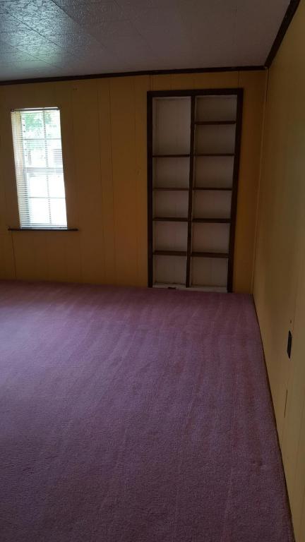 365 W 1ST Avenue, Crestview, FL 32536