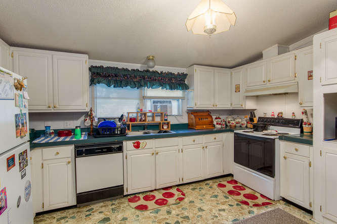 6009 N Highway 85, Crestview, FL 32536