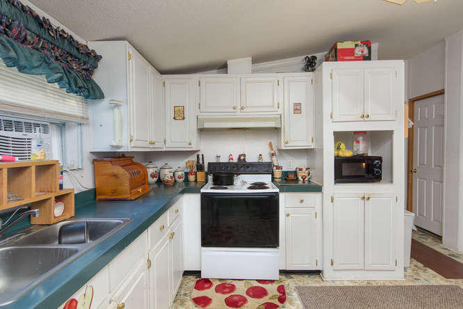 6009 N Highway 85, Crestview, FL 32536