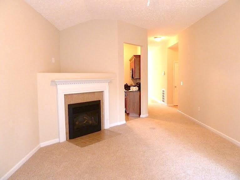 2462 S Lakeview Drive, Crestview, FL 32536