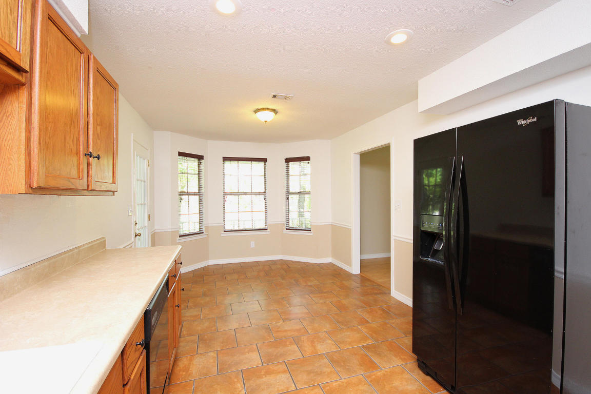 112 Loop Drive, Crestview, FL 32536