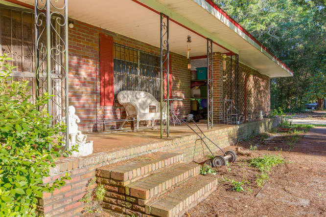 6011 N HIGHWAY 85, Crestview, FL 32536