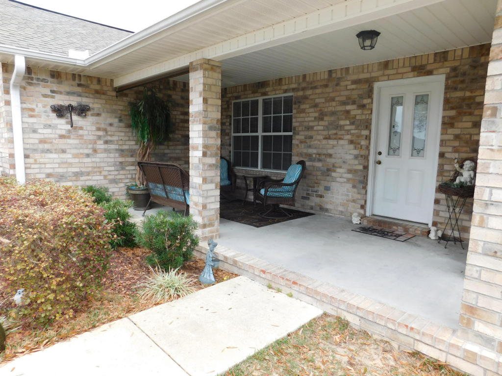 145 CONQUEST Ave, Crestview, FL 32536