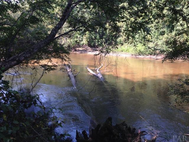 1 LAKE SILVER RD, Crestview, FL 32536