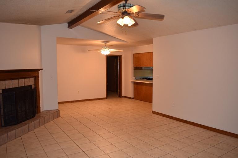 113 E Pinoak Ct, Crestview, FL 32539