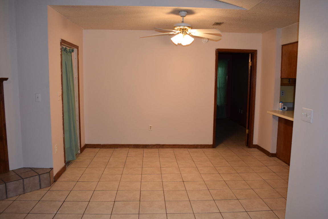 113 E Pinoak Ct, Crestview, FL 32539