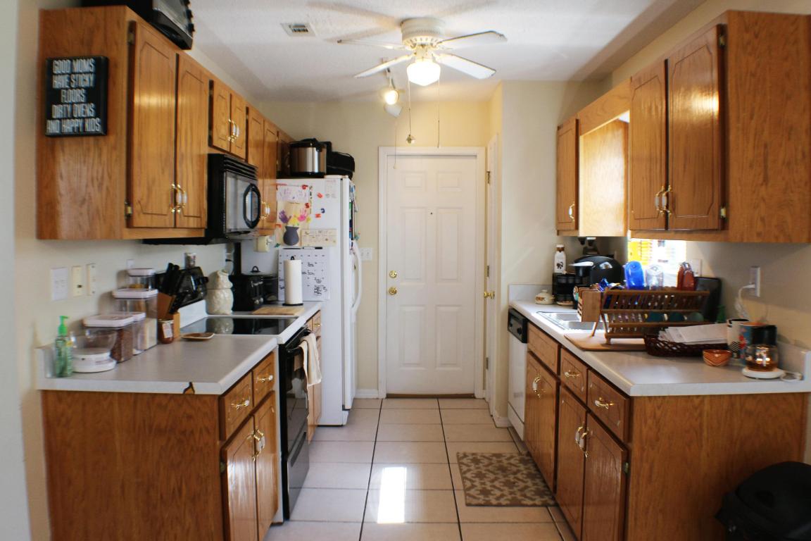 3267 Fairview Ave, Crestview, FL 32539