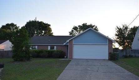 111 NICOLE Ln, Crestview, FL 32539