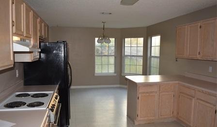 111 NICOLE Ln, Crestview, FL 32539