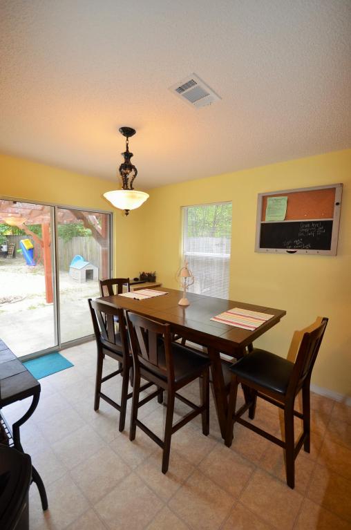 2953 Sholtz Avenue, Crestview, FL 32539