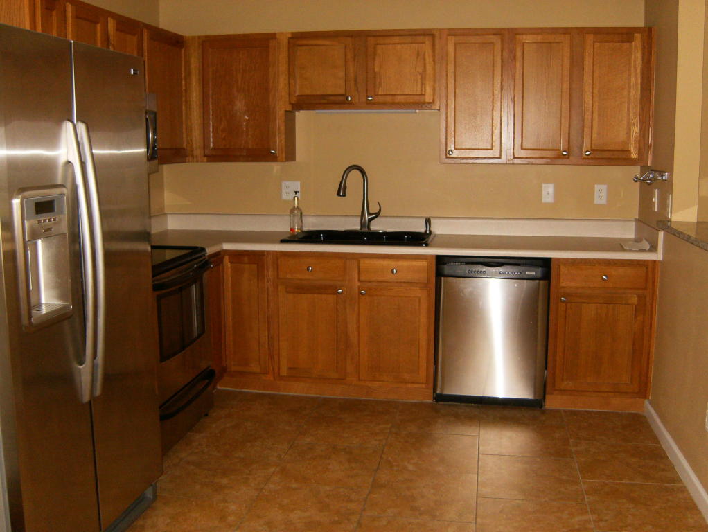 325 Dahlquist Drive, Crestview, FL 32539