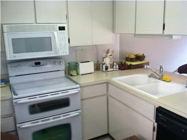 227 Carmel Drive, Fort Walton Beach, FL 32547