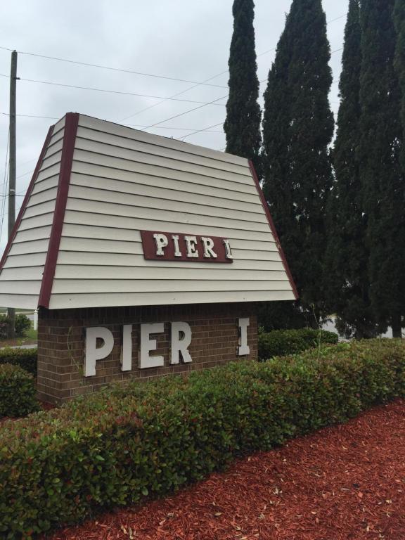 210 PELHAM, Fort Walton Beach, FL 32547