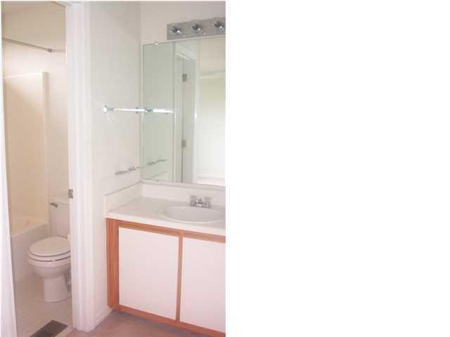 994 Rockport Drive, Fort Walton Beach, FL 32547