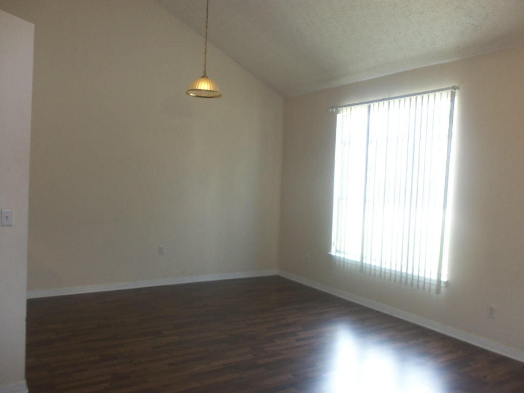 1835 POINTED LEAF Lane, Fort Walton Beach, FL 32547