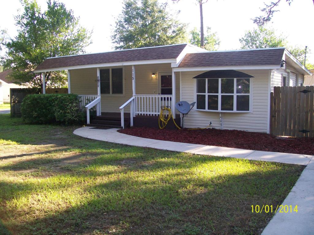 115 HAWKINS Road, Fort Walton Beach, FL 32547