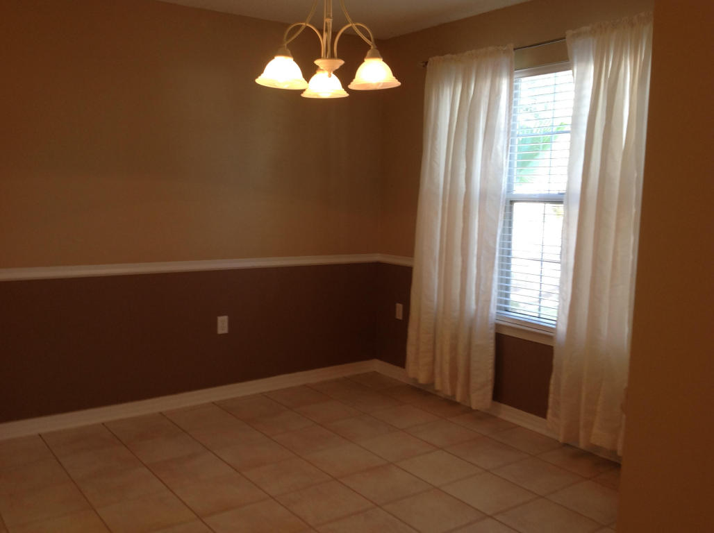 948 SCENIC OAK Lane, Fort Walton Beach, FL 32547