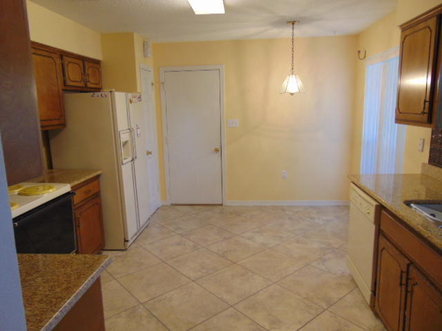 630 Emerald Lane, Fort Walton Beach, FL 32547