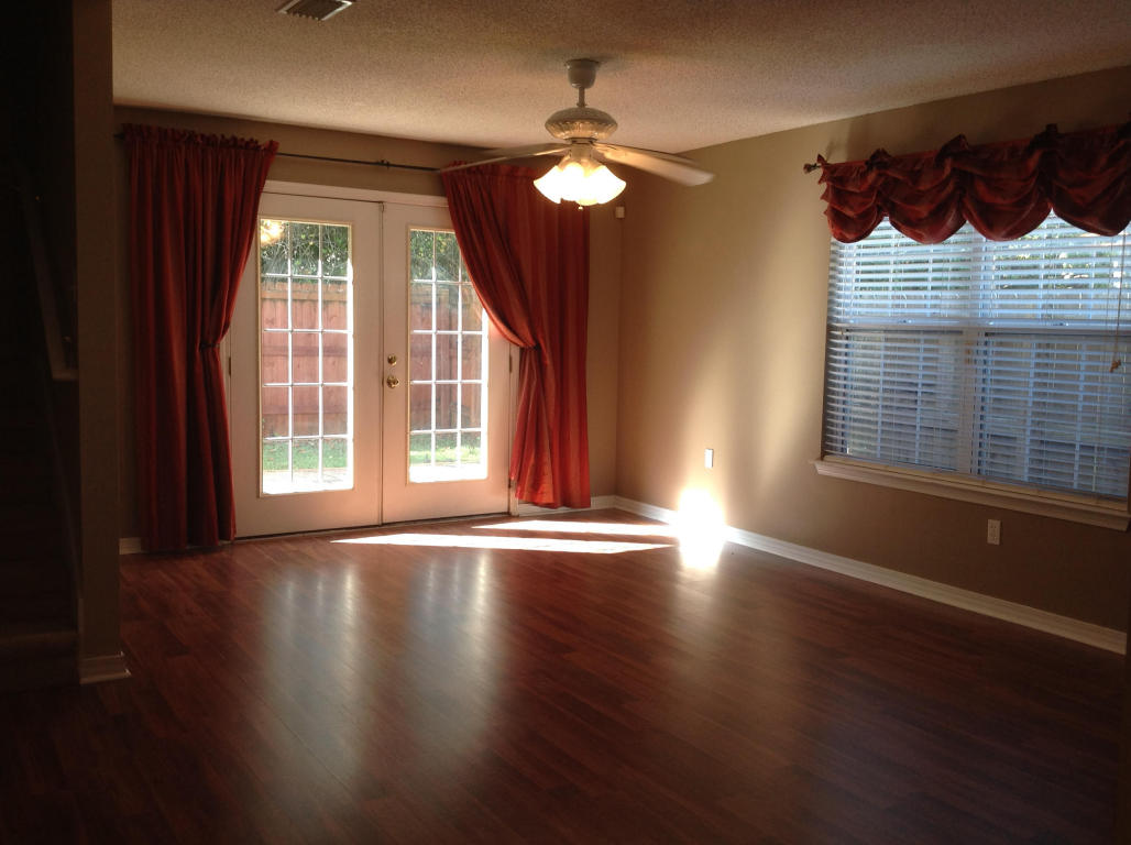 948 SCENIC OAK Lane, Fort Walton Beach, FL 32547