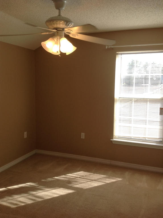 948 SCENIC OAK Lane, Fort Walton Beach, FL 32547