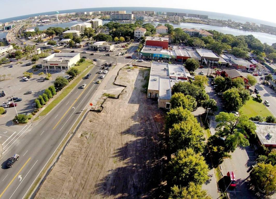 223 SE MIRACLE STRIP Parkway, Fort Walton Beach, FL 32548